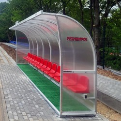Скамьи для запасных игроков...