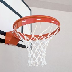 Баскетбольное кольцо...