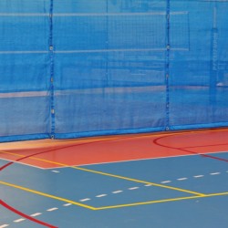 Заградительный занавес,...