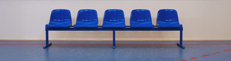 Сиденья на свободно стоящей конструкции - переносные скамейки