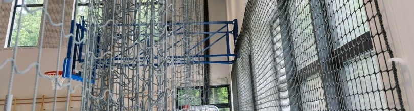 Cетки и конструкции для крепления сеток к залу, защитные матрасы, oтбойные борта 